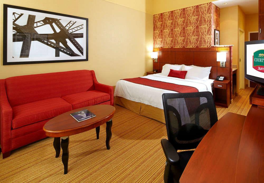 מלון Courtyard By Marriott Pittsburgh Downtown מראה חיצוני תמונה