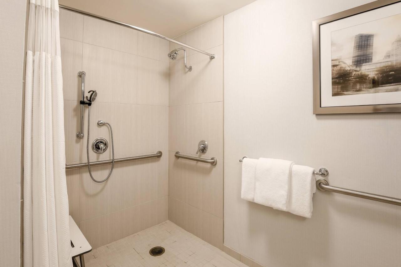 מלון Courtyard By Marriott Pittsburgh Downtown מראה חיצוני תמונה