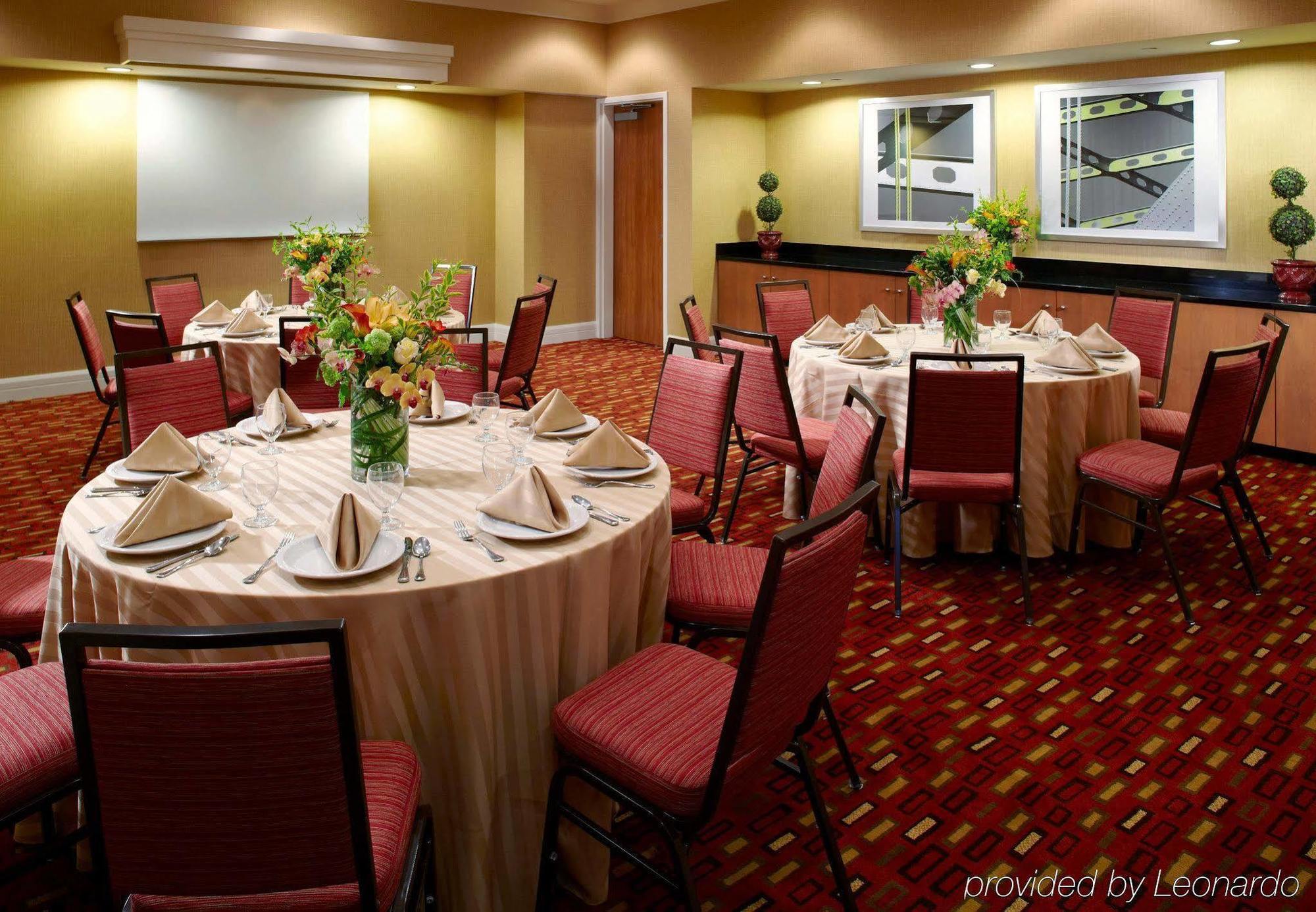 מלון Courtyard By Marriott Pittsburgh Downtown מראה חיצוני תמונה