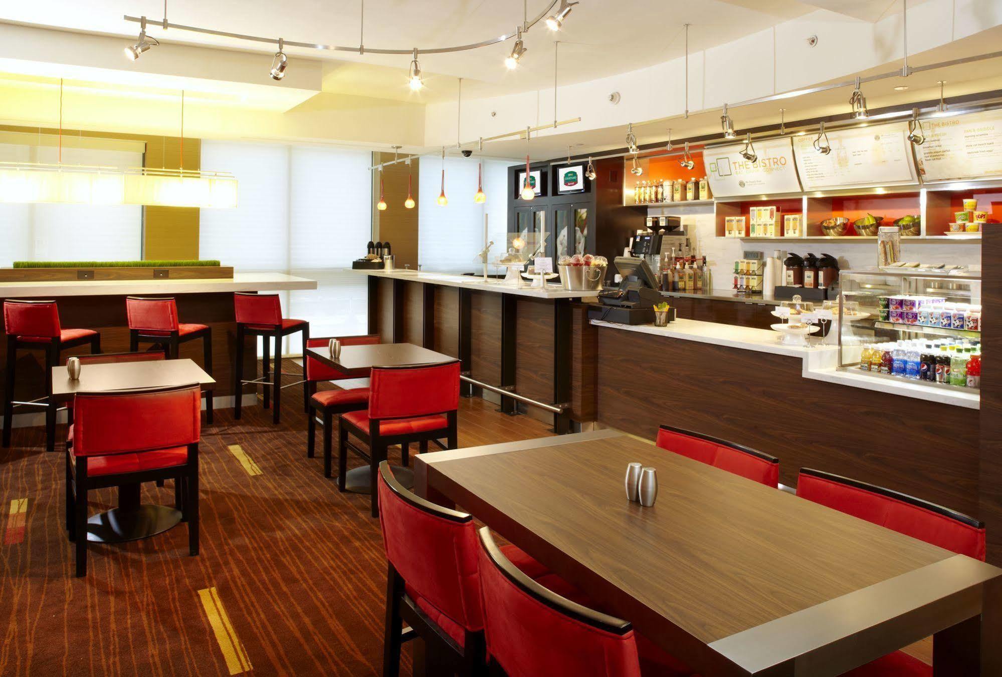 מלון Courtyard By Marriott Pittsburgh Downtown מראה חיצוני תמונה