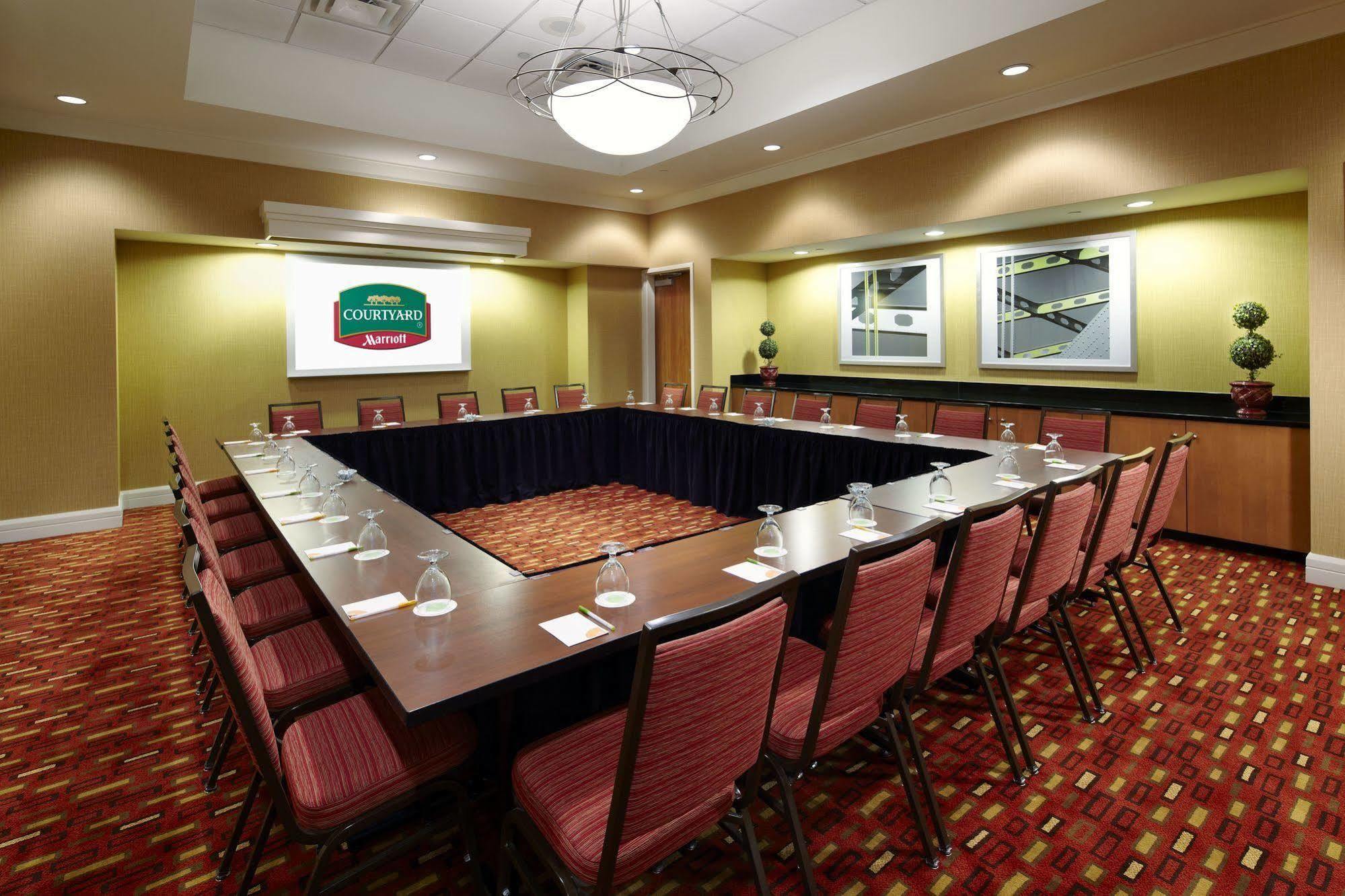 מלון Courtyard By Marriott Pittsburgh Downtown מראה חיצוני תמונה